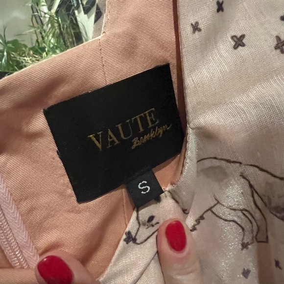 Vaute Couture Fox Dress ๐ฆ๐ - Picture 4 of 6